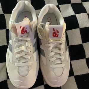 New Balance White & Gray Sneakers with Red Logo